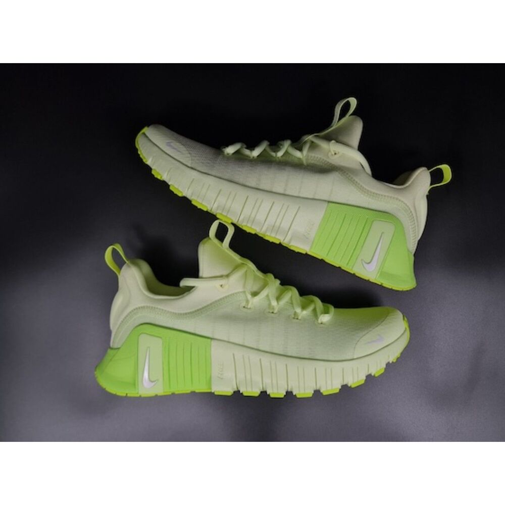 Nike Free Metcon 6 Barely Volt Glow White (Women’s). SIZE 8 - FJ7126-702